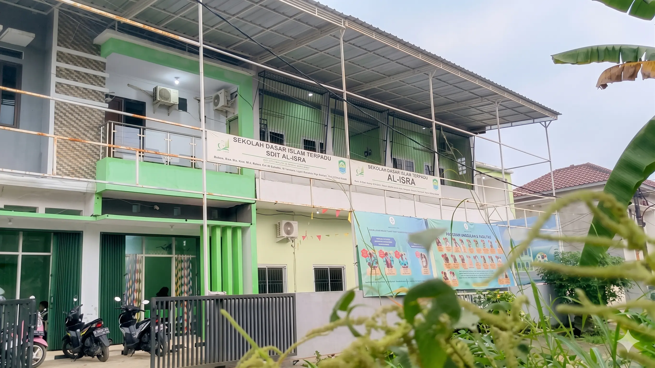 Gedung & Lingkungan Sekolah